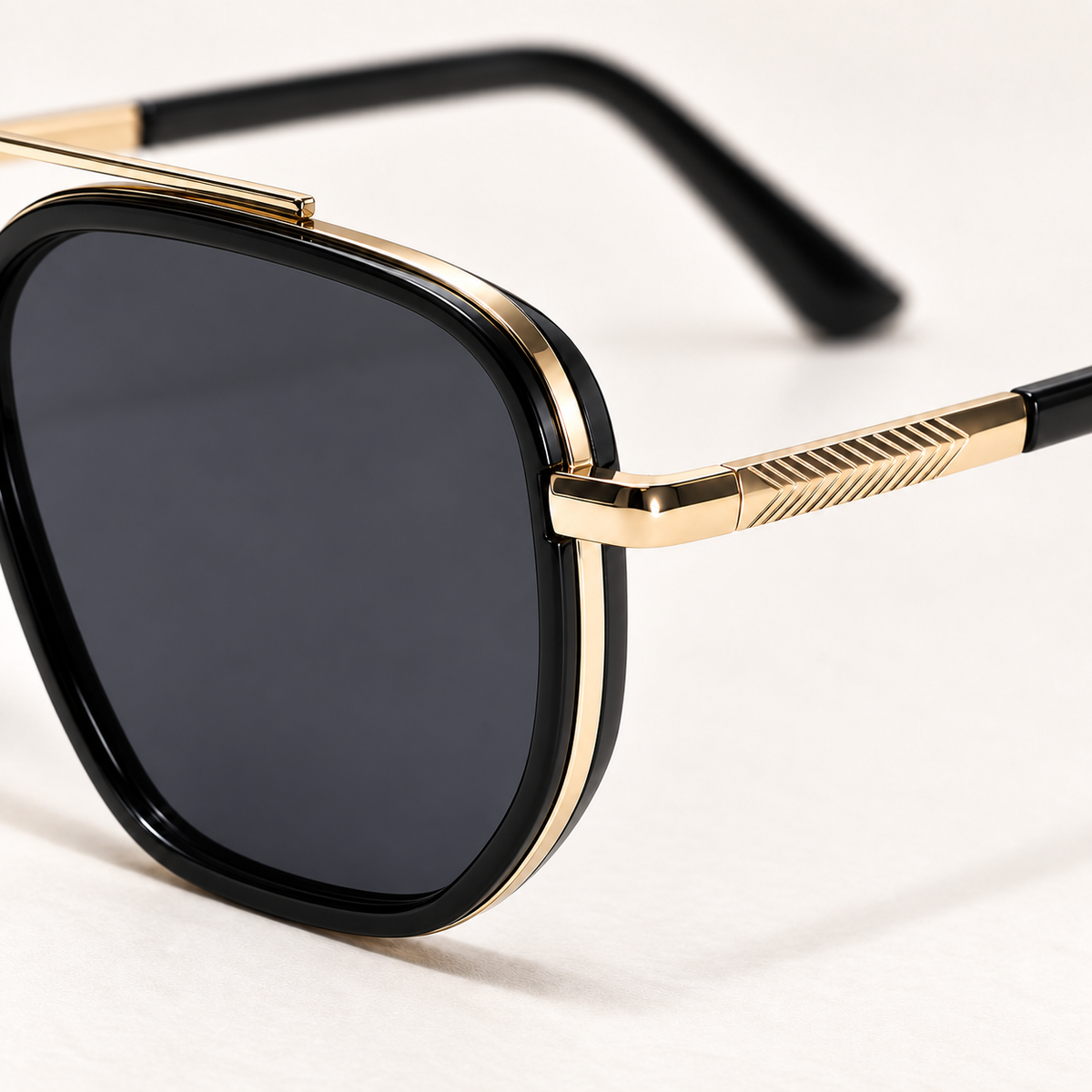 Hudson Polarized Navigator Sunglasses